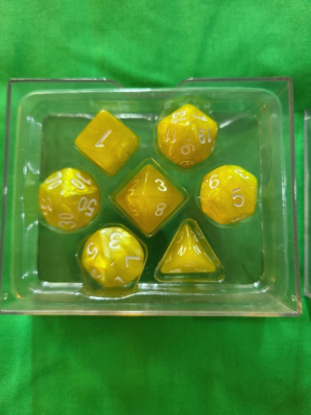 Oakie Doakie Dice 7 pcs RPG Set Yellow